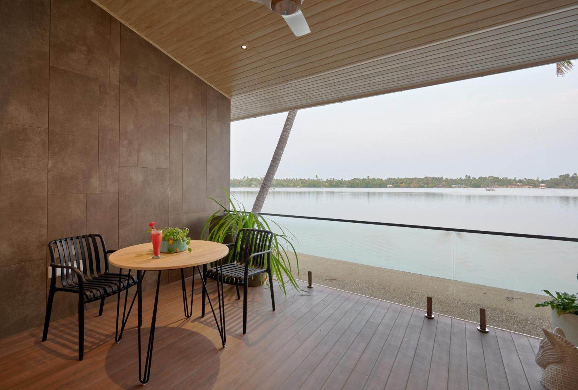 Lago Leisure Resort & Spa Cherai Beach Exterior foto